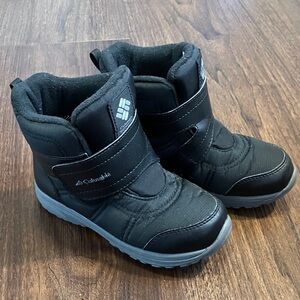 Columbia Kids Black Snow Boots- like new condition! Size 13